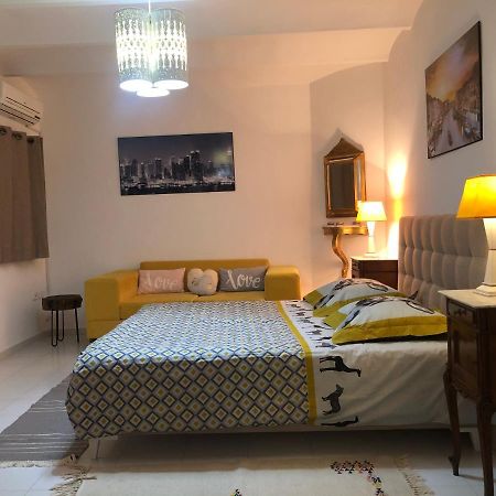 Cosy Appart En Plein Coeur De La Marsa Ngoại thất bức ảnh